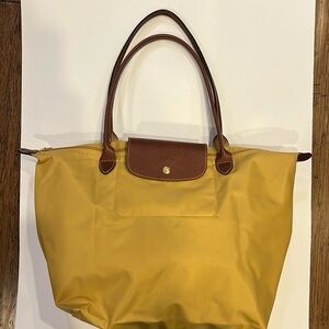 Longchamp Large Tote Bag le pliage mustard yellow